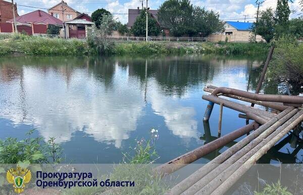    Табличек о запрете купания не было на четырех несанкционированных местах отдыха в Орске