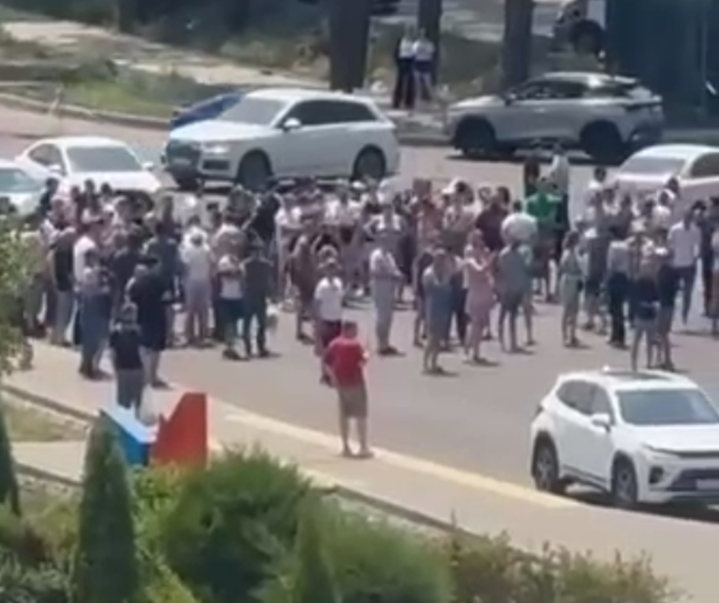 Из-за перебоев с электроснабжением даже возникали стихийные митинги 