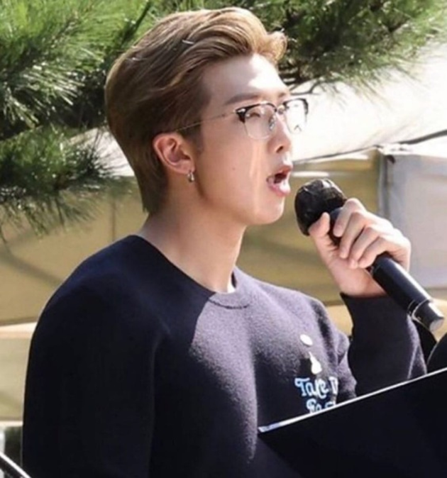 Только ежедневными тренировками, только постоянным совершенствованием мы понесём идею к- поп в народные массы ...