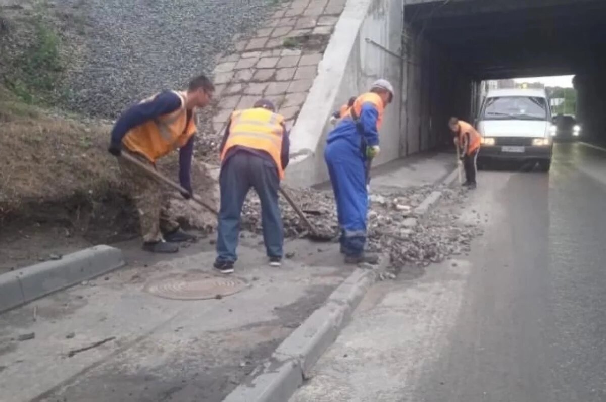    В Ульяновске из-за ливня затопило полсотни участков дорог