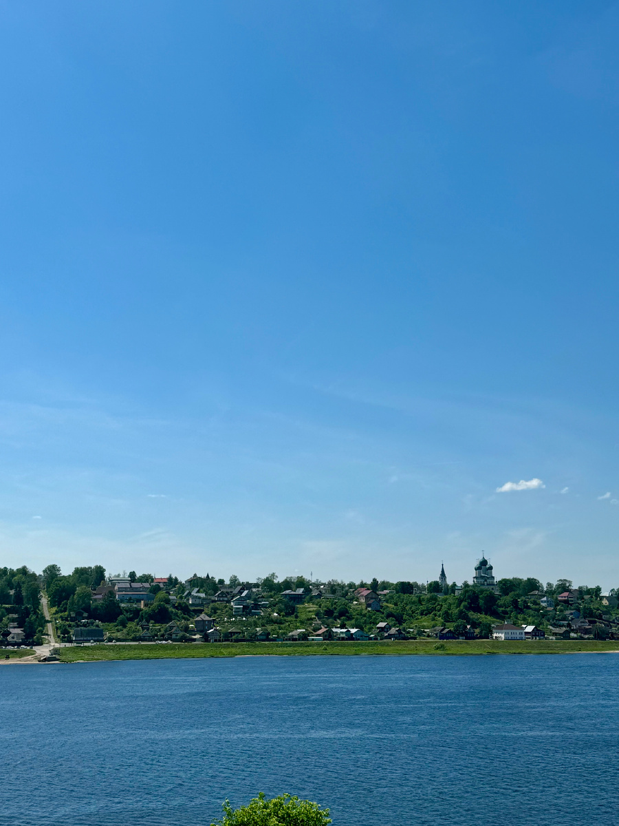 г. Тутаев, вид на Волгу и Борисоглебскую сторону