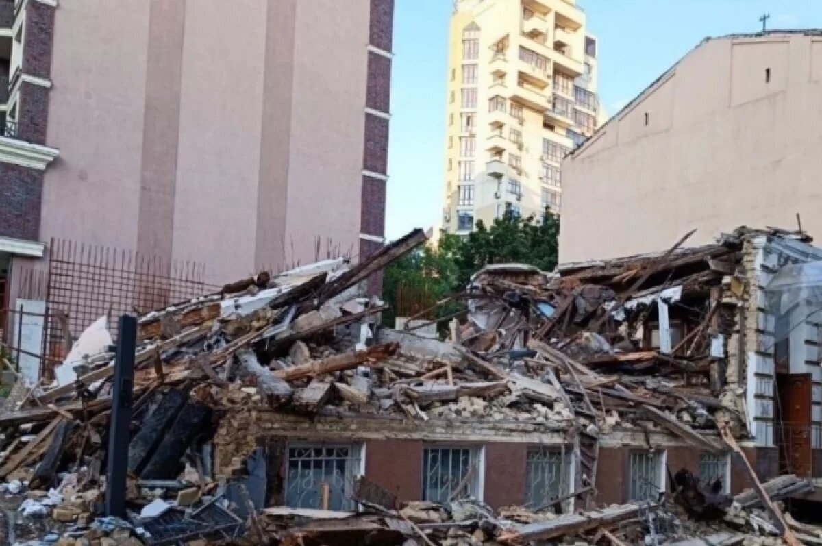    Жителя Киева обвинили в незаконном сносе усадьбы Зеленских