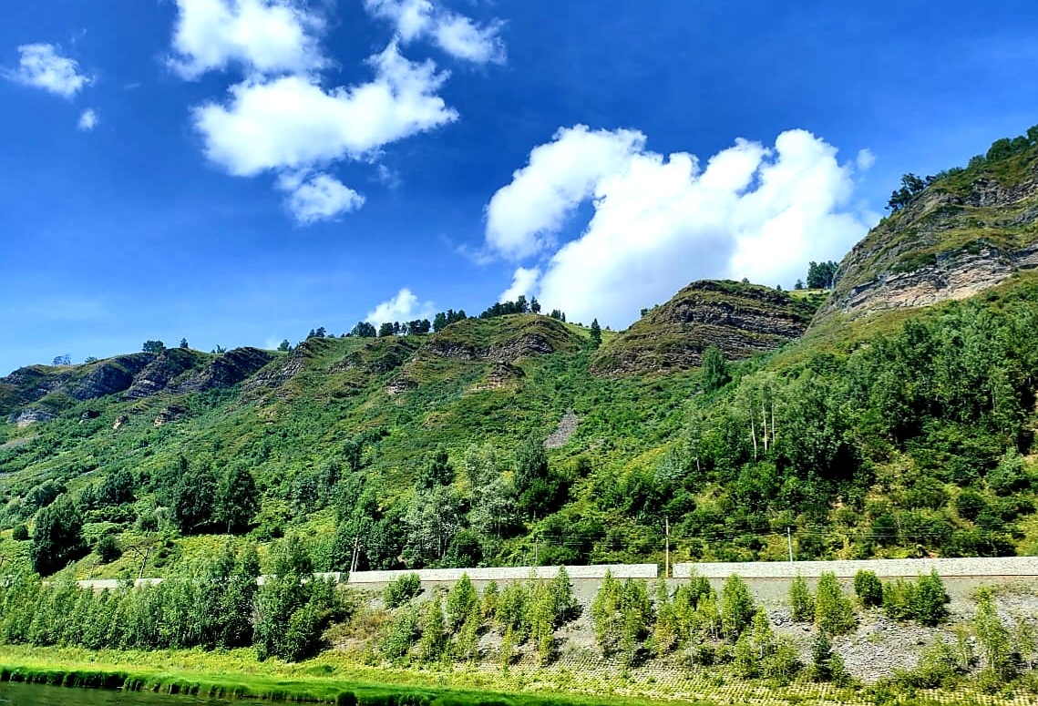 Подкатуньские утёсы 