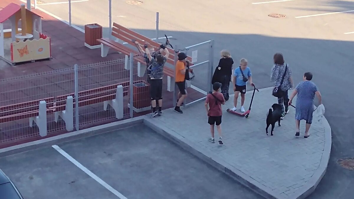     Источник: Подслушано в ПТЗ | Петрозаводск / vk