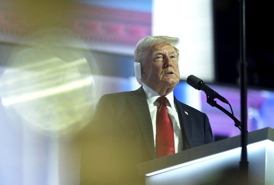    Дональд Трамп