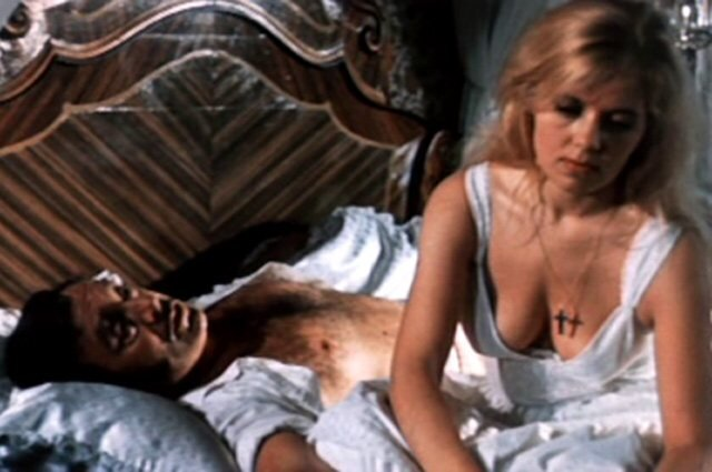 Людмила Сенчина в фильме «Вооружен и очень опасен», 1977