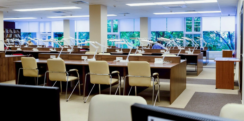 Идем в читальный зал Архива Москвы (ЦГА города Москвы)