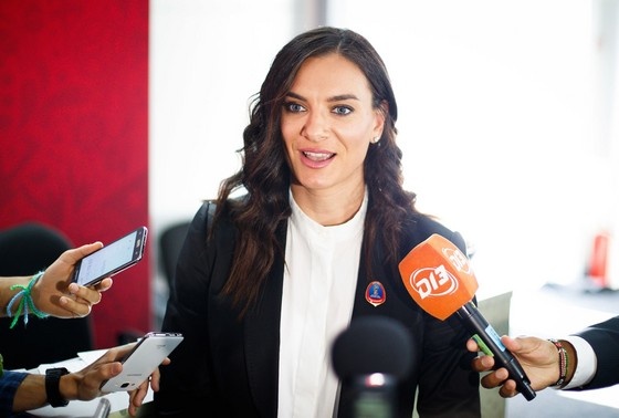    Елена Исинбаева