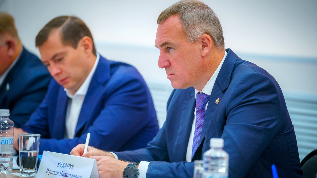    Руслан Кухарук дал поручения по итогам посещения Мегиона
