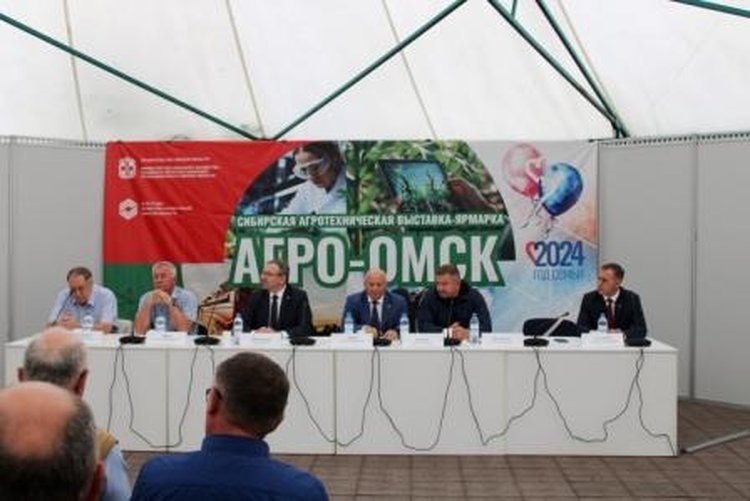    Увеличить соевые гектары в Омской области предложили в рамках семинара «Полеводство»