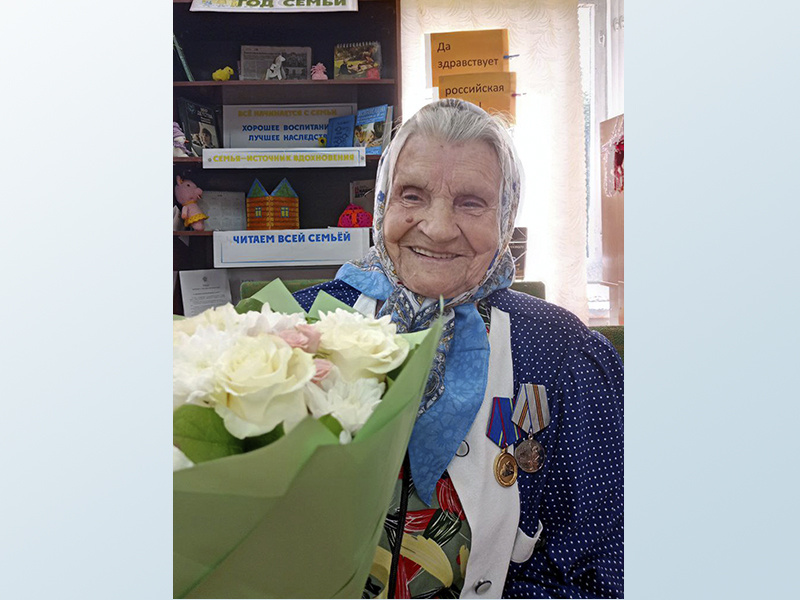 Жительница Тверской области Валентина Макарова празднует 100-летний юбилей