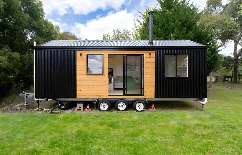 В сети показали уютный мини-дом без лестниц