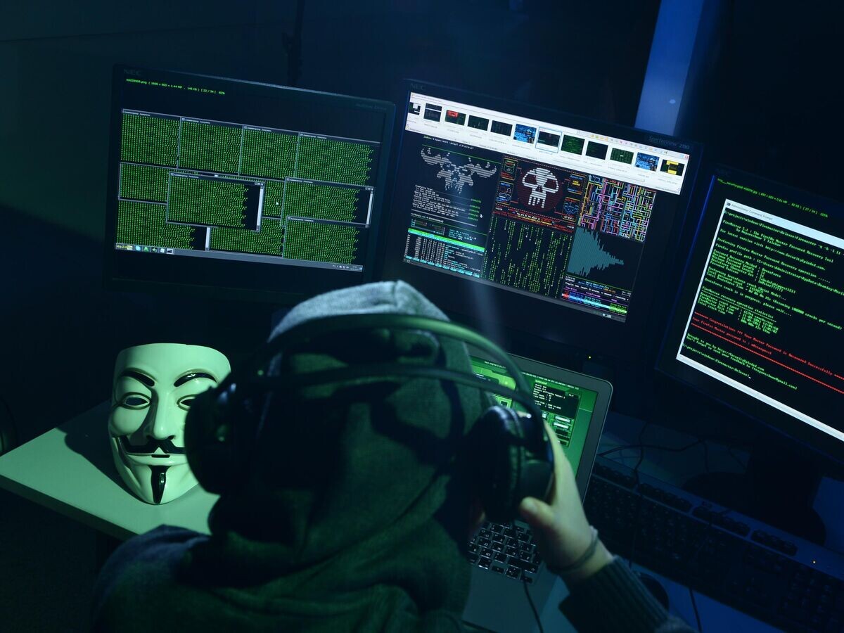    Вирус-вымогатель атаковал IT-системы компаний в разных странах© РИА Новости / Владимир Трефилов