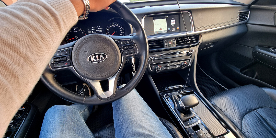 Пересел с "механики" на АКПП и чуть не попал в аварию: что нужно знать при вождении "автомата"