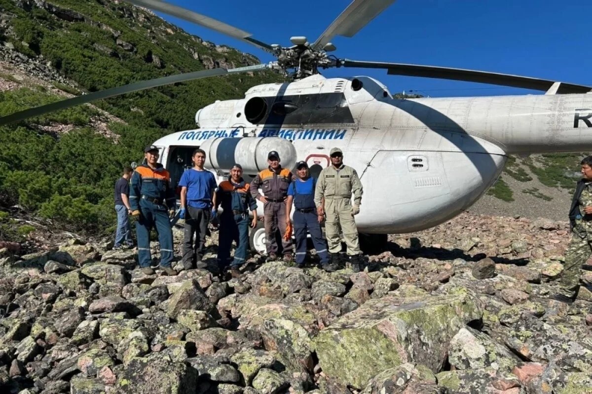    Тела троих погибших из вертолёта Robinson доставили в Якутск