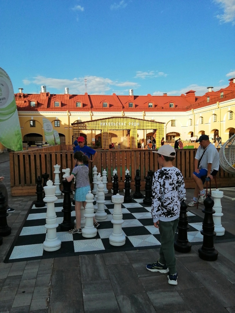 Отель, двор отеля. Никольские ряды.