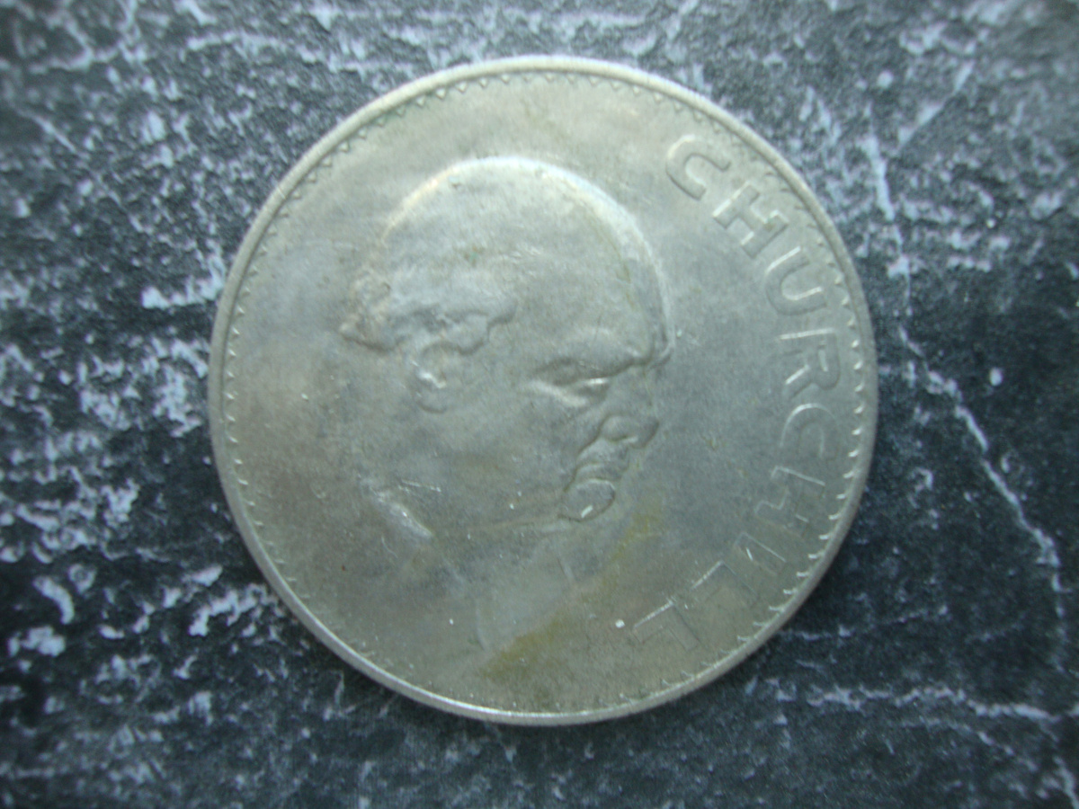 Реверс монеты (фото сделано автором)