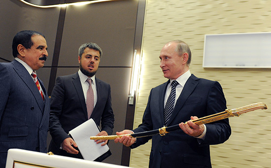 Король Бахрейна Хамад II бен Иса аль-Халифа и президент России Владимир Путин