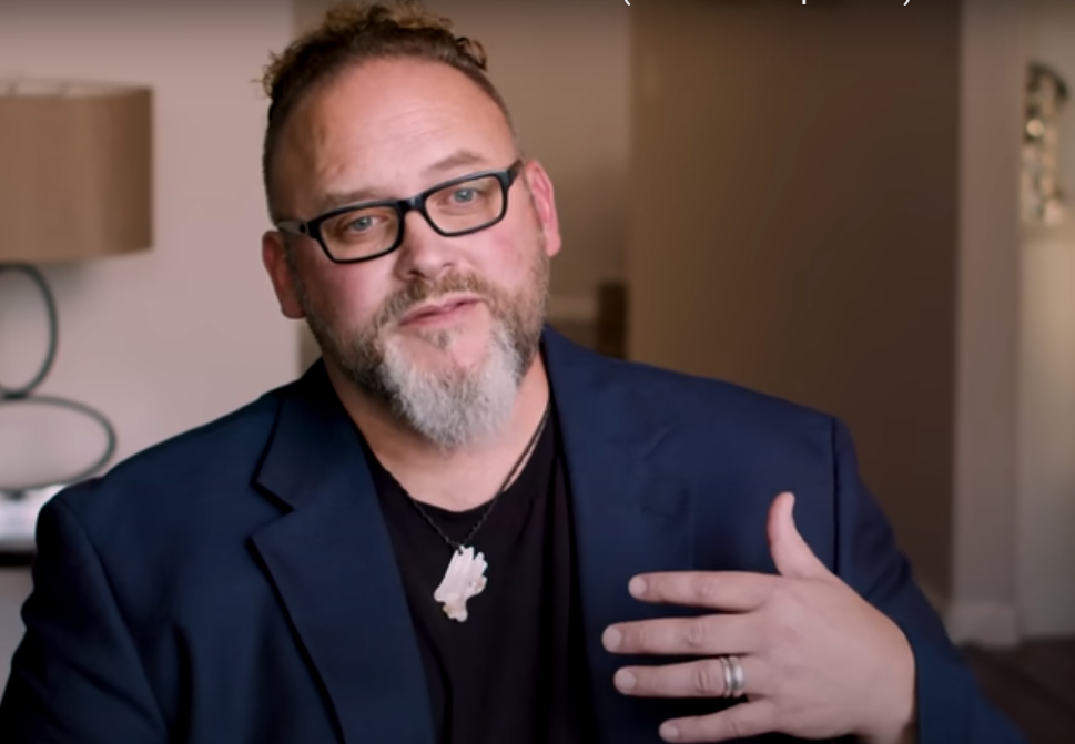 Винсент Толман.