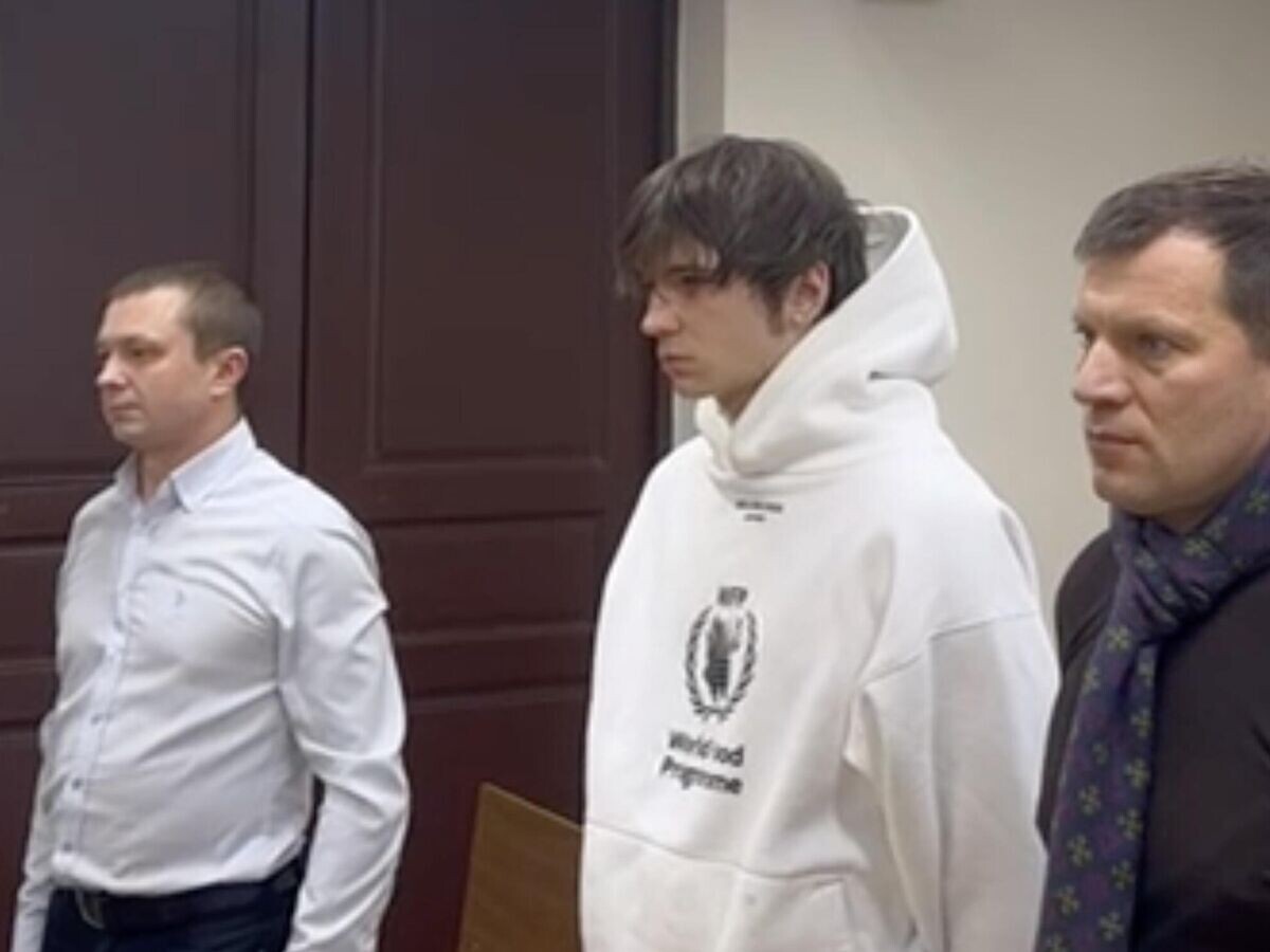    Рэпер VACÍO (Николай Васильев) в Лефортовском районном суде города Москвы. Кадр видео© Московские суды общей юрисдикции