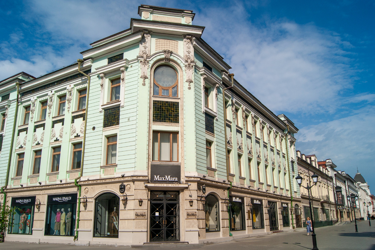 Казань. Улица Баумана. Дом Воронкова — Калягина.