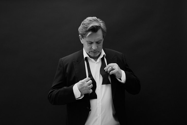 Александр Домогаров, Дом музыки (https://www.mmdm.ru/event/a-domogarov-muzykalnyj-spektakl-vertinskij?event_pk=5332)