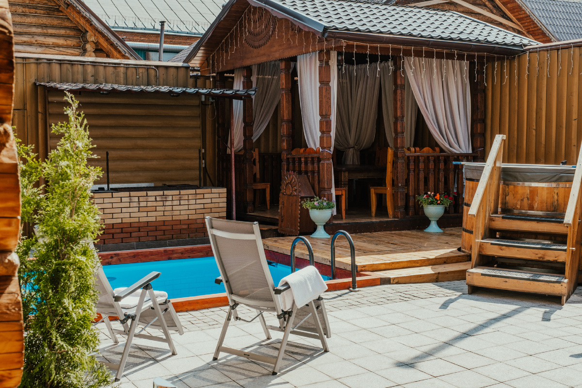 Очаковское шоссе, 40, стр.1. Сруб «Княжеский»