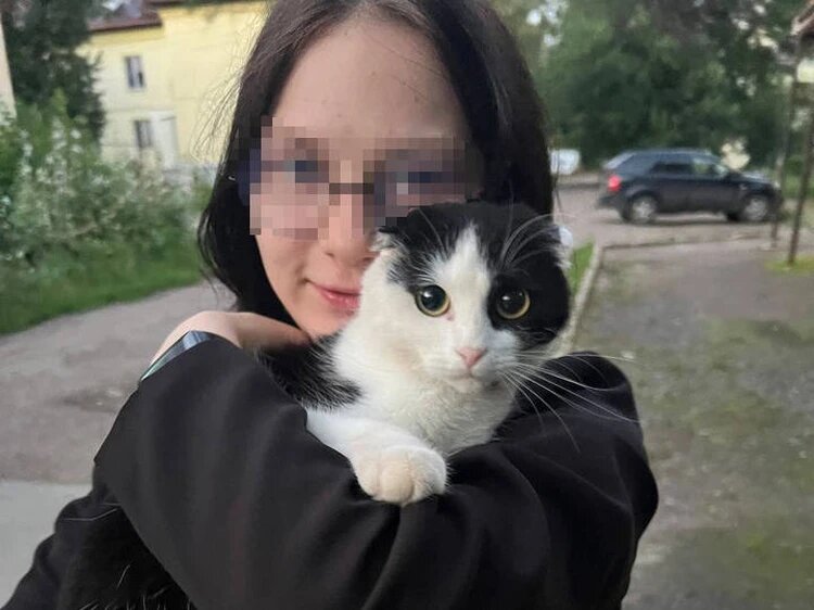 15-летняя девушка сбежала из уфимского детдома, при попытке вылезти в окно, она упала с большой высоты. Фото: СКР по РБ/собственный источник «КП-Уфа»