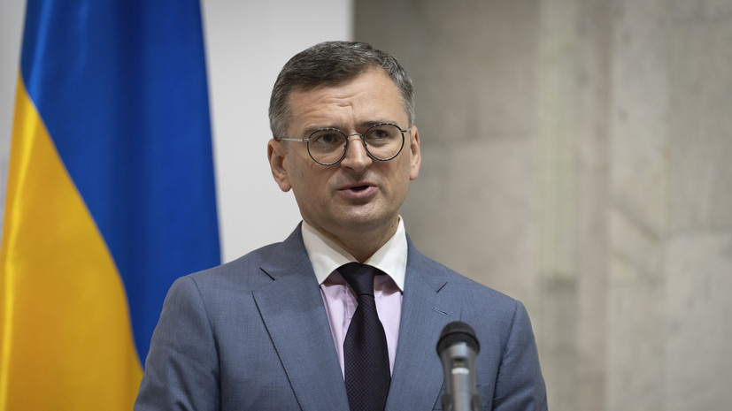   AP Efrem Lukatsky