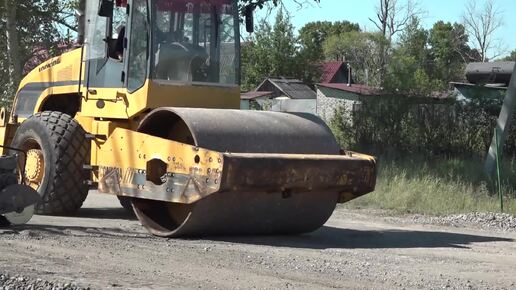 В «Зеленом городке» ведется карточный ремонт дорог