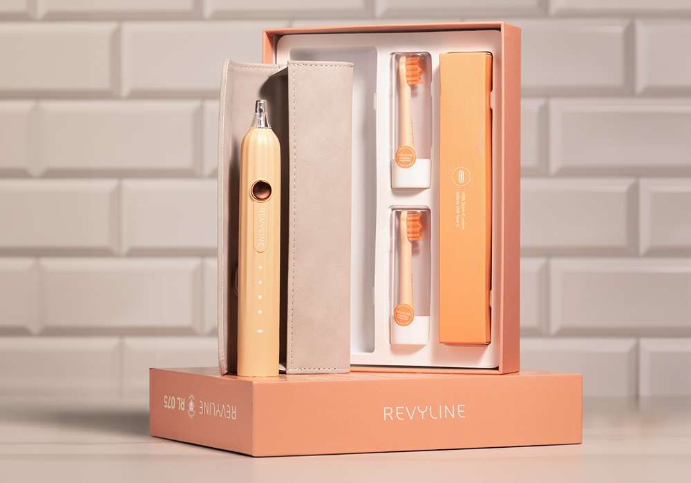 Электрическая зубная щетка  Revyline RL 075