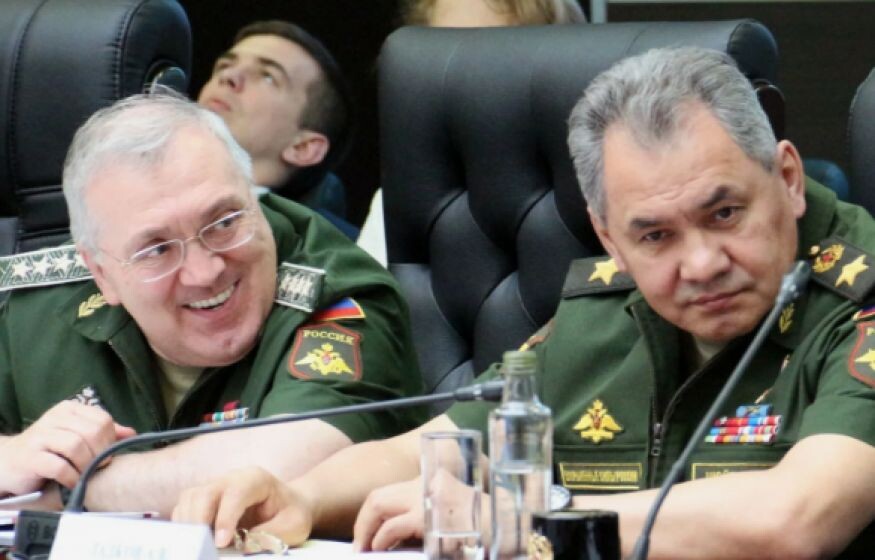    Силовики пытаются помешать Шойгу спасти соратника от уголовного преследования