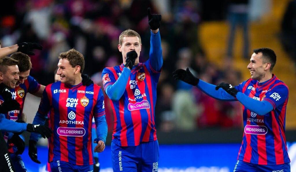    Илья Агапов празднует гол, отмечая рождение сына. Фото: ПФК ЦСКА