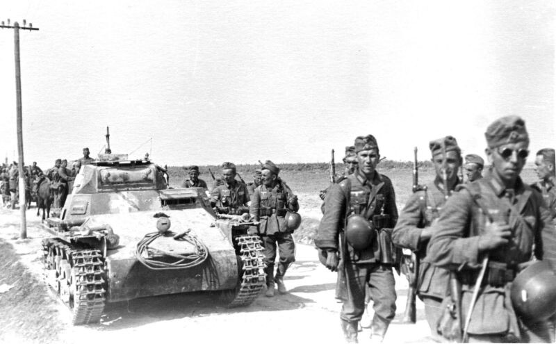А это — тоже лето 1941 года.
