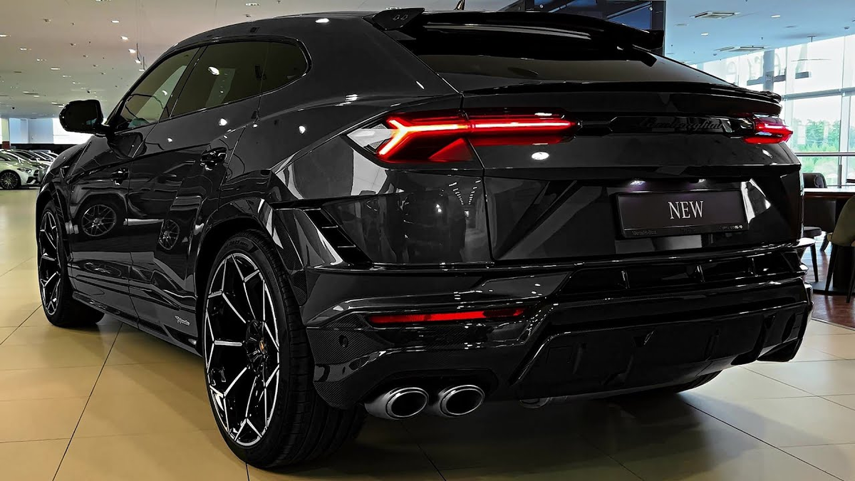 Lambornini URUS perfomante 2024