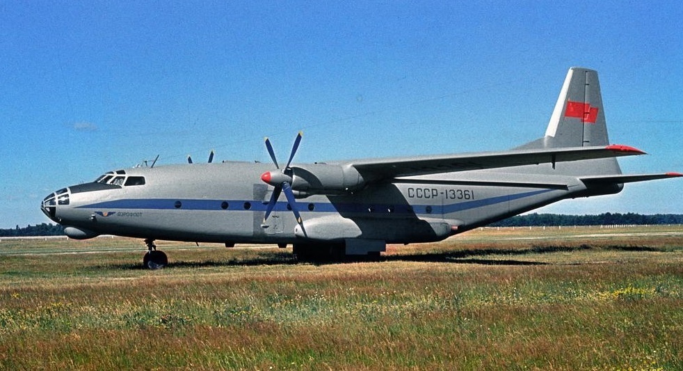 Фото: Ан-8 antonov.com