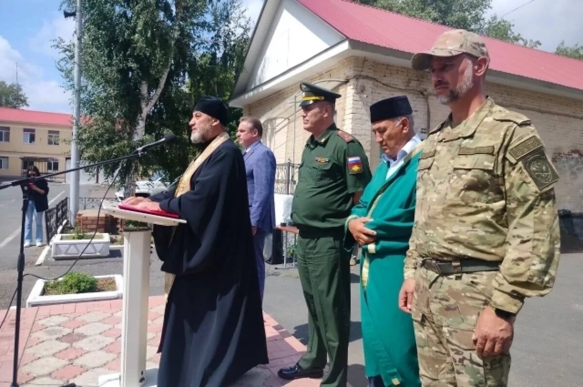    20 добровольцев оправились в зону СВО из Оренбуржья