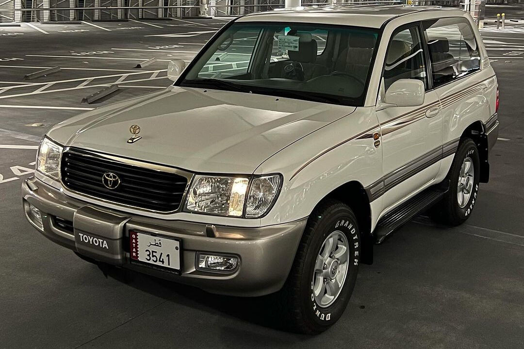 Toyota Land Cruiser J200