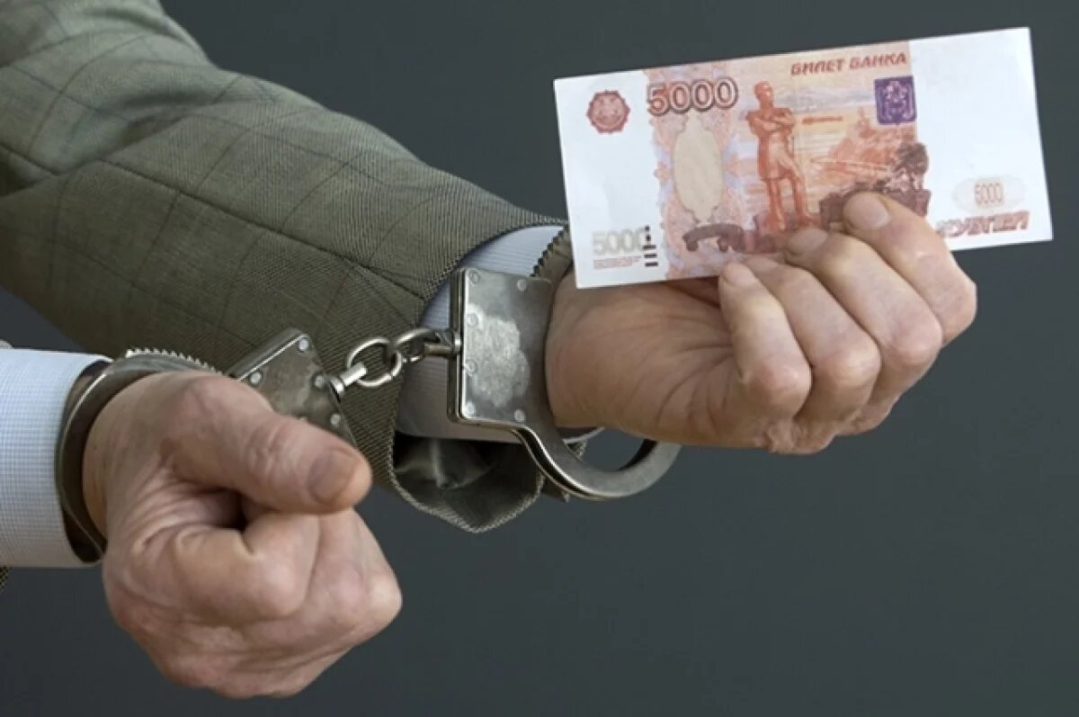    Крымские полицейские задержали мошенника, предлагавшего изготовить мебель