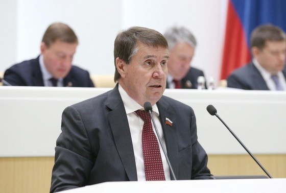    Сергей Цеков