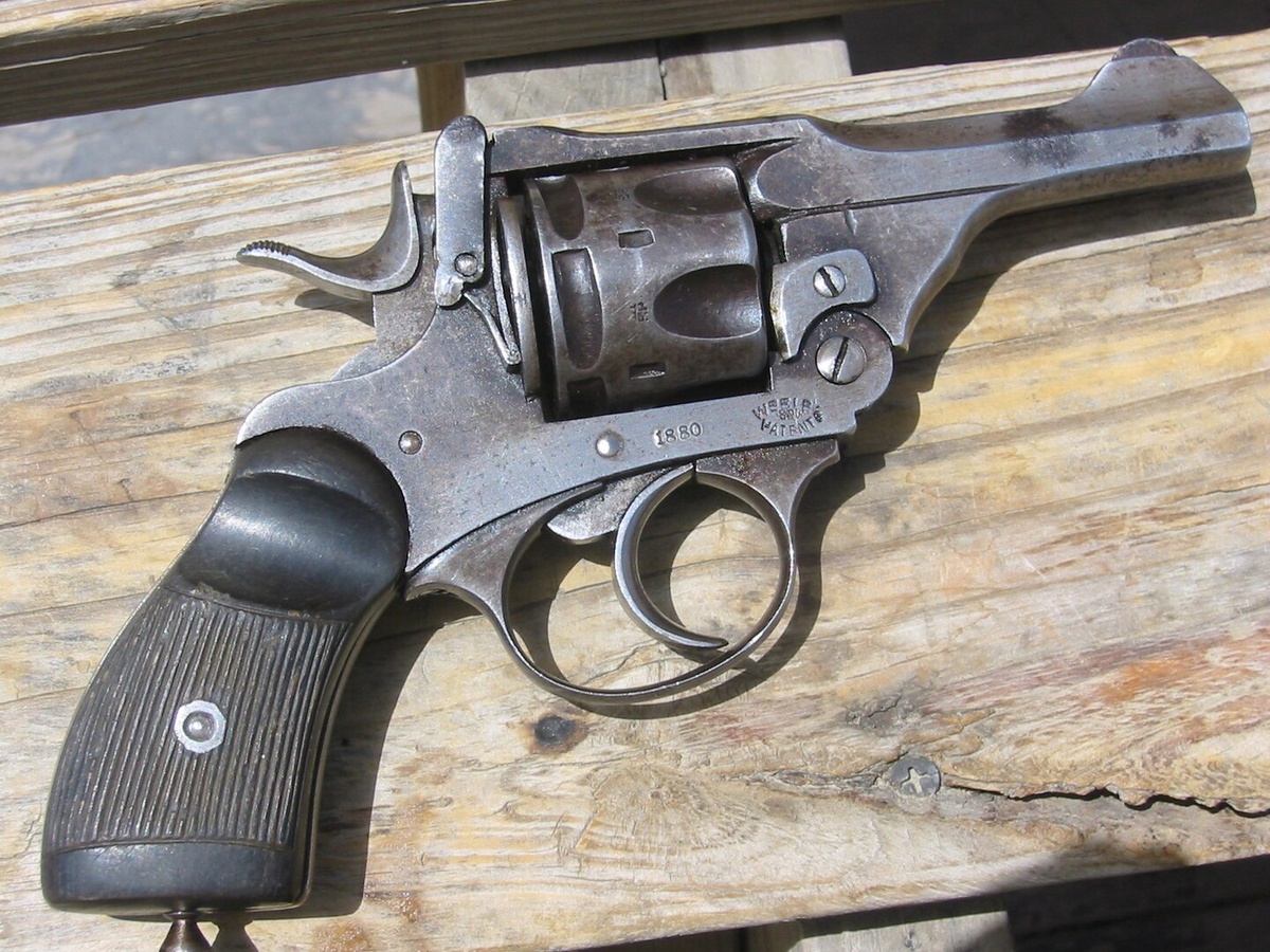Копия револьвера Webley Pocket Pistol .38 S&W. (Автор фото MatthewVanitas, CC BY-SA 3.0)