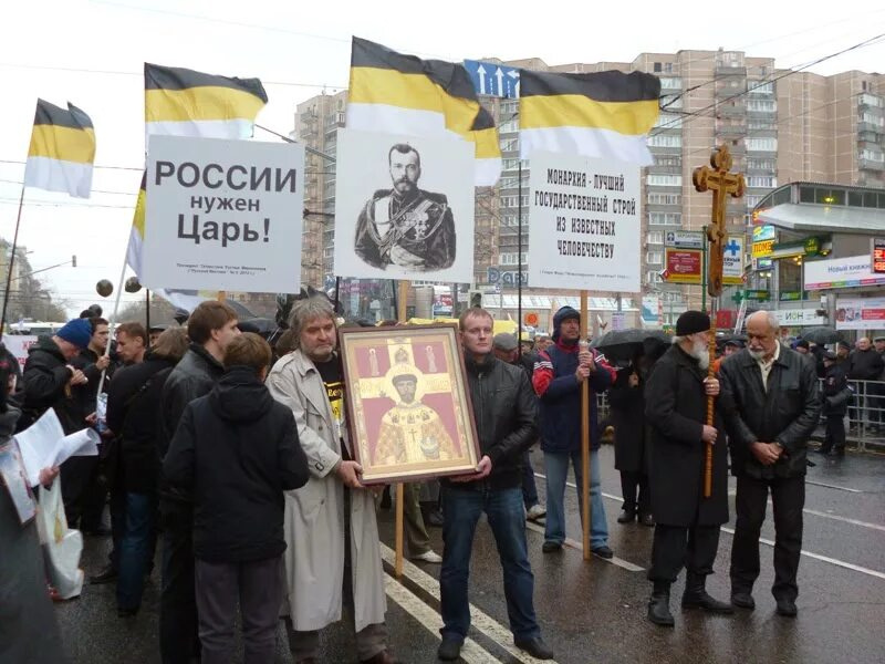 Прям нужен, что не можем ничего. Все из рук валится. Не хватает только нам криворукого царя, чтобы поскорее Россию перед англосаксами на колени поставить. Фото взято из наиоткрытейших источников! 