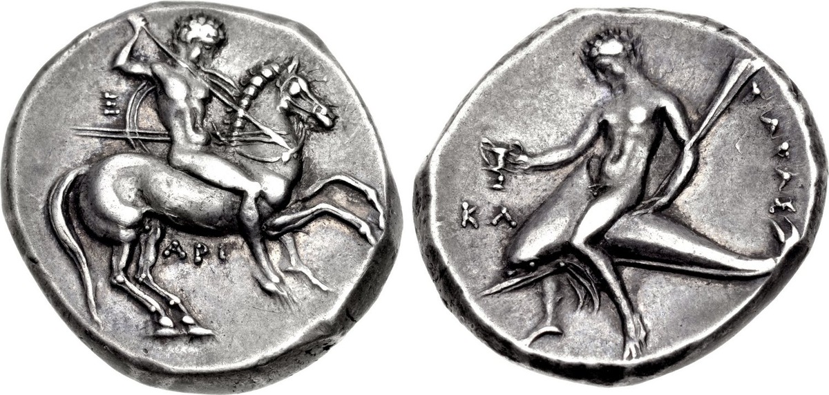 КАЛАБРИЯ, Тарентум. Около 315-302 гг. до н.э. (20 мм, 8,05 г, Одна из первых монет греческой колонии. Сейчас цена на подобные монеты варьируются от 1000 до 3000 евро в зависимости о состоянии.