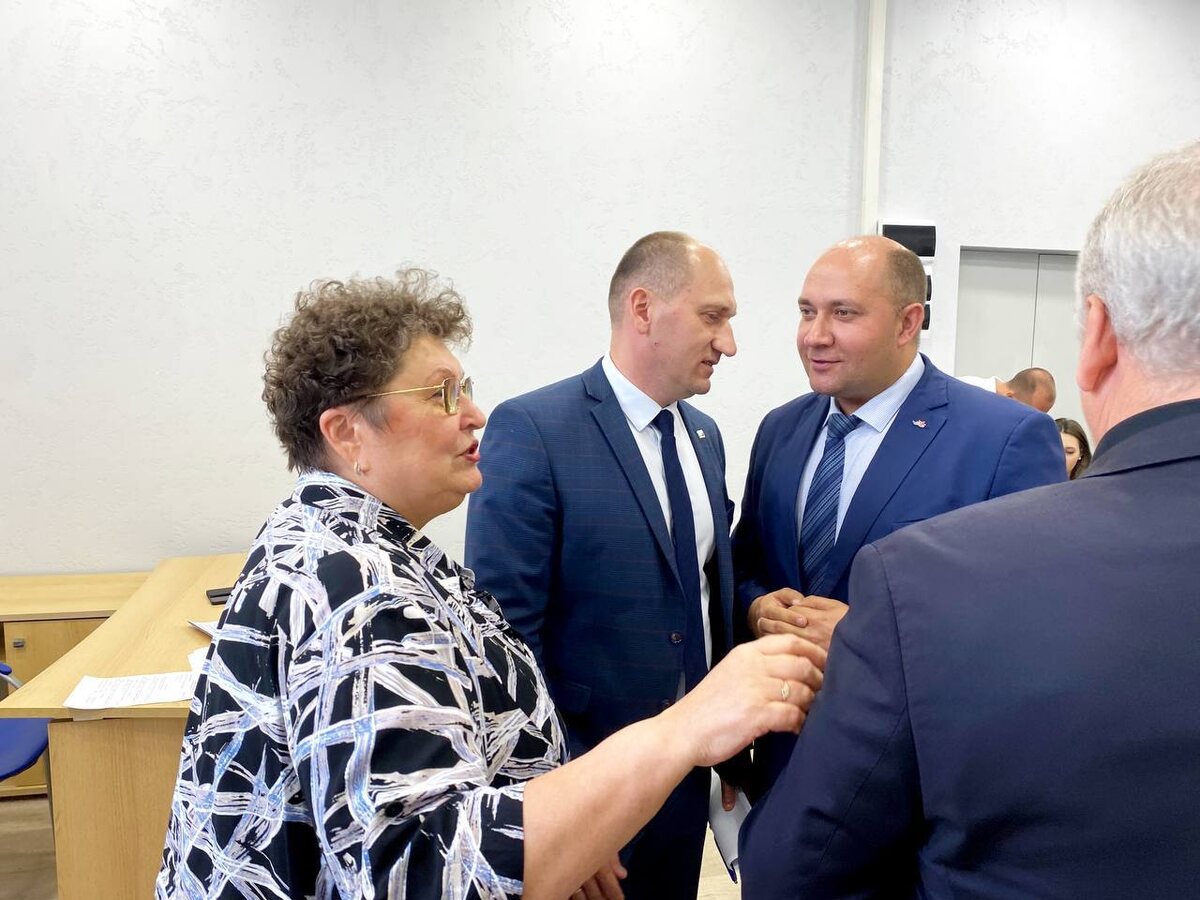 Давние персонажи «едросовской тусовки» Комсомольска-на-Амуре: Светлана Баженова, Дмитрий Заплутаев и Алексей Разин