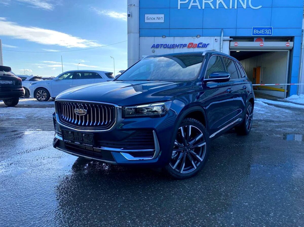 Geely Monjaro. Источник фото - auto.ru