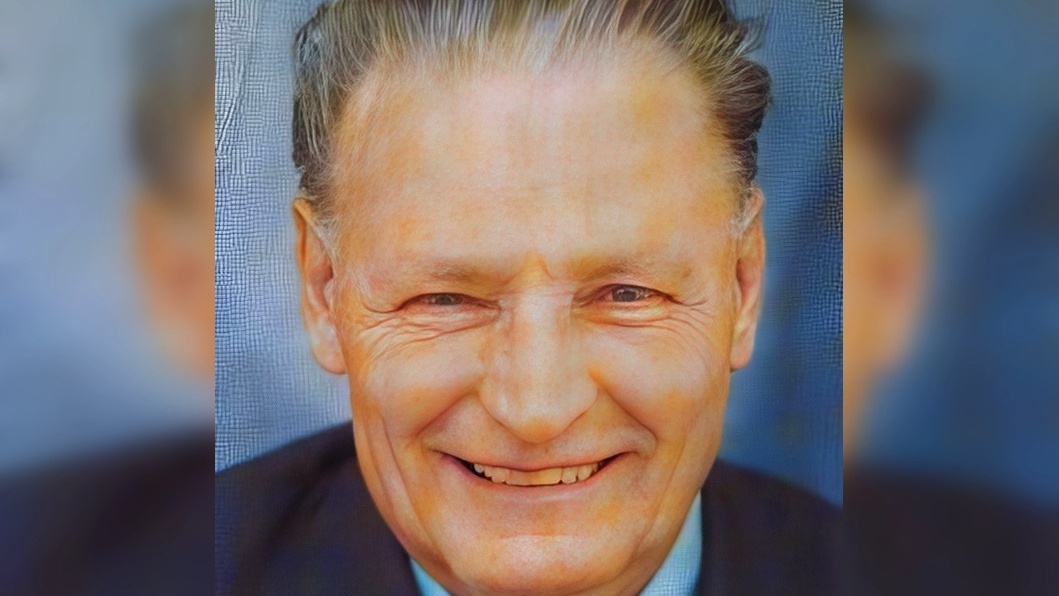 Иван Кузнецов, изобретатель ипликатора