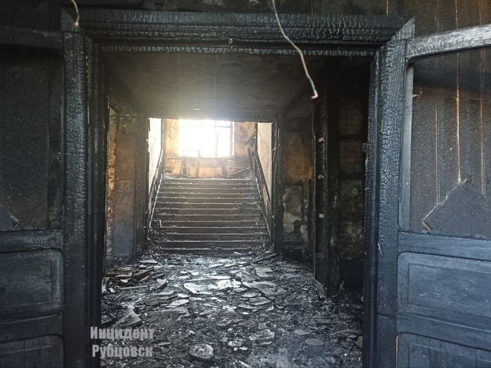    Пожар в Рубцовске. Источник: "Инцидент Рубцовск"