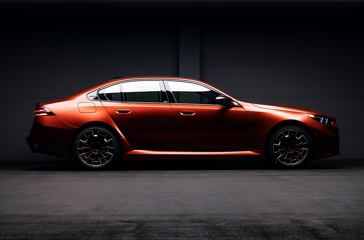 © BMW