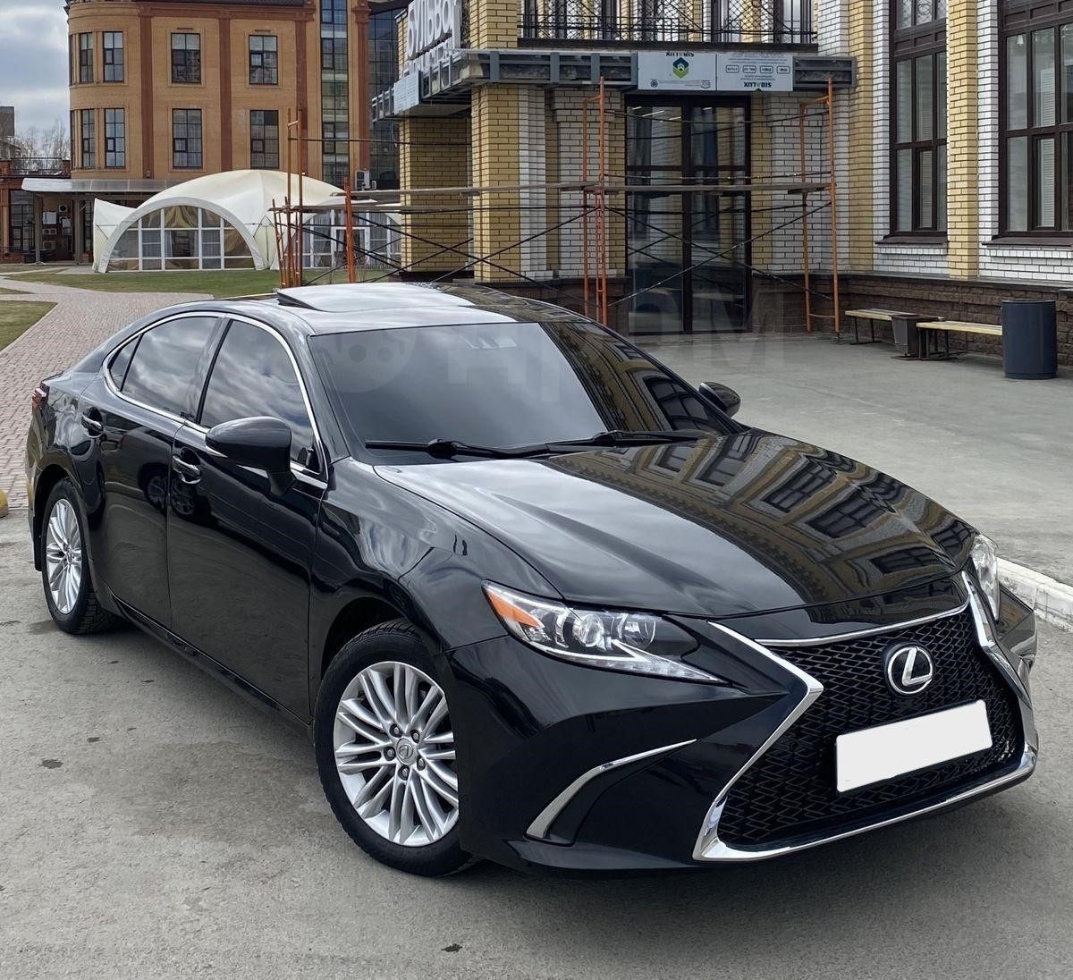       Lexus  - нужно покататься, чтобы прочувствовать всю прелесть этой машины.  Автопрокат Флагман г.Новороссийск. 