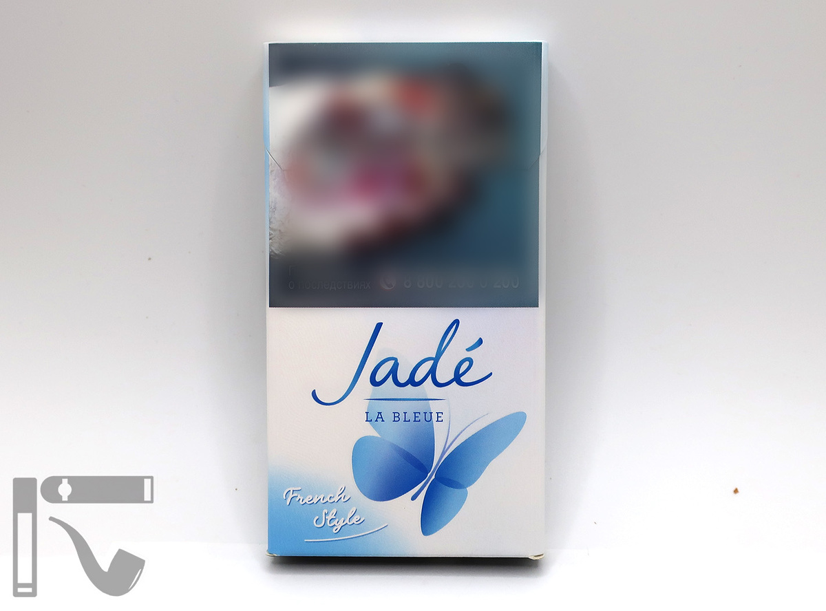 Сигареты Jade La Blue. Фото: © канал "Уголок Курильщика"